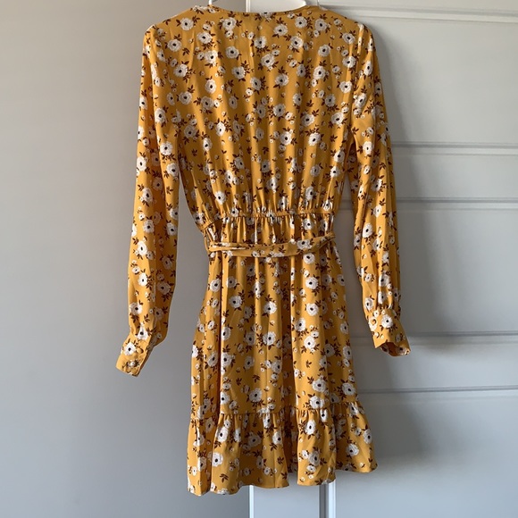 Dress - Picture 2 of 3